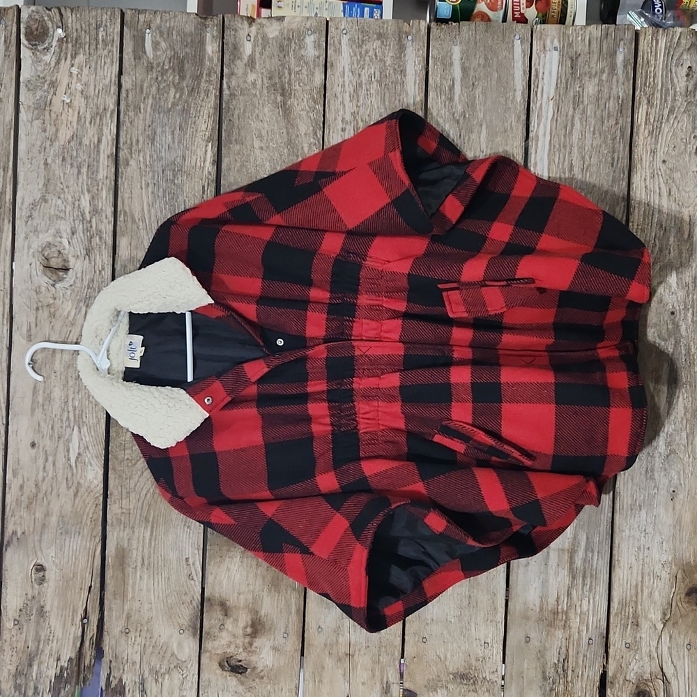 Jolt Buffalo Plaid Jacket Cape Poncho Red Black